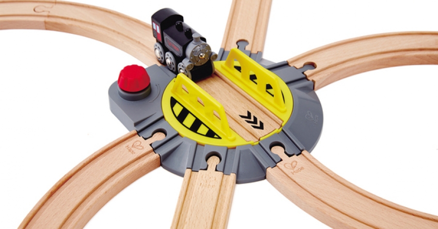 HAPE Элемент игрушечной железной дороги - Круговая  развилка E3723-HP